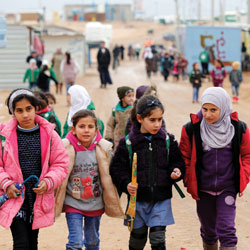 EBRD17_Refugees_250x250