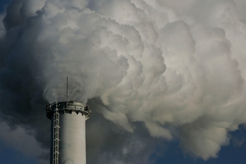 Smoke carbon pollution from Alamy 4Jul22 575x375