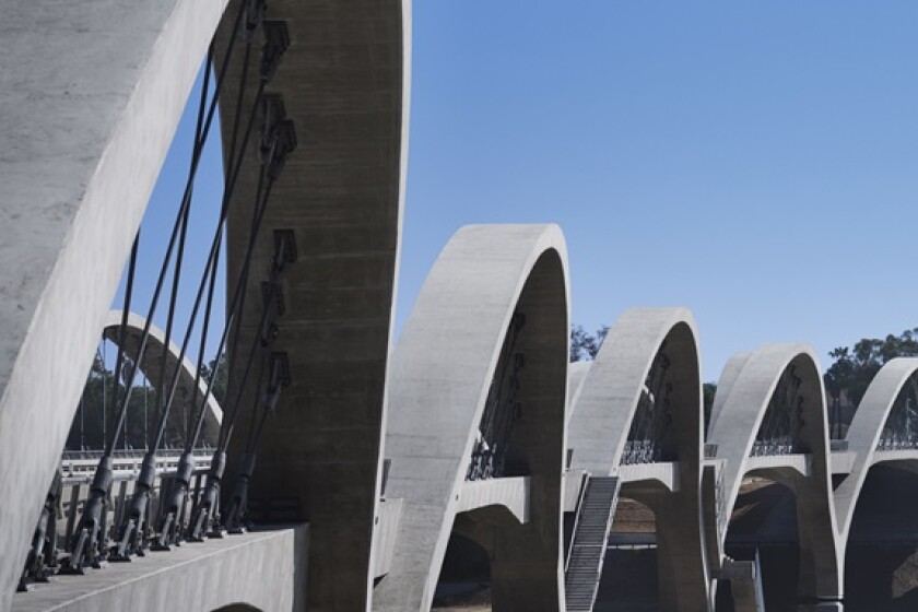 Skanska media gallery 6th St bridge Los Angeles 25Sep25 575x375.jpg