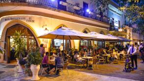 Santo Domingo, Dominican Republic. Famous Hotel Restaurant EL CONDE, in El Conde street front Columbus Park.