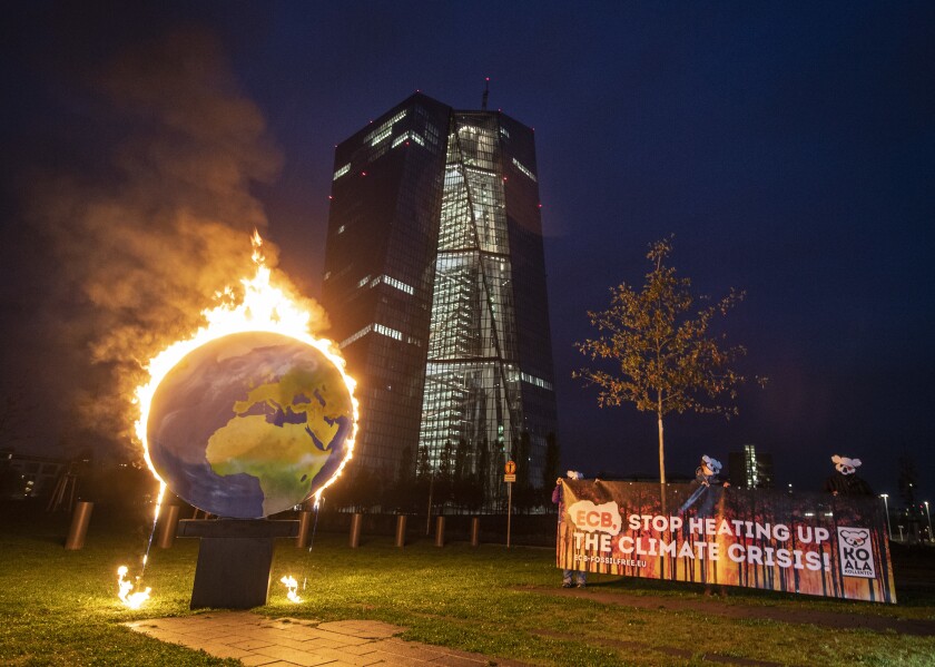 koalakollectiv_ECB_28Oct20_PA_575x375