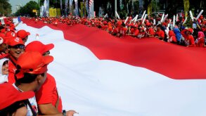 Indonesia_flag_PAimages_12May