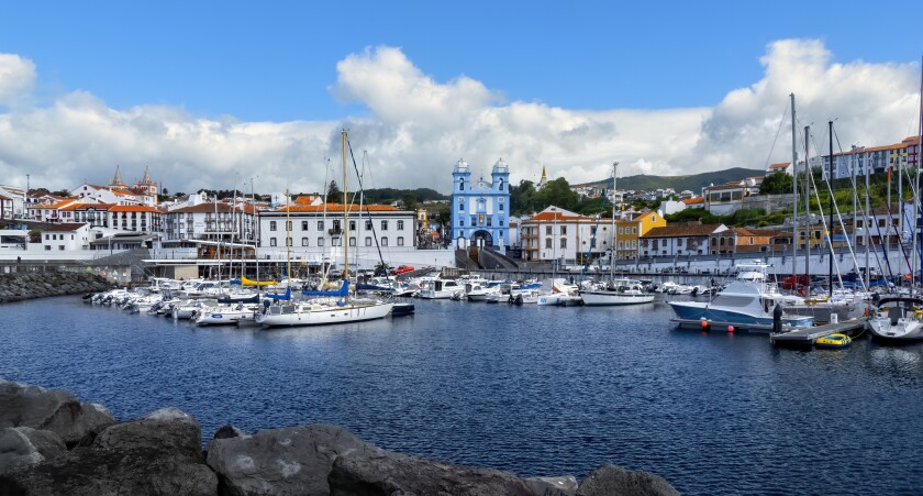 Marina de Angra do Heroísmo, Pátio da Alfândega e Igreja da misericórdia de Angra do Heroísmo, Ilha Terceira, Açores