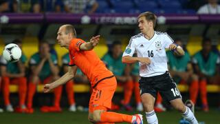 ARJEN ROBBEN PHILIPP LAHM HOLLAND V GERMANY HOLLAND V GERMANY METALIST STADIUM KHARKIV UKRAINE 13 June 2012