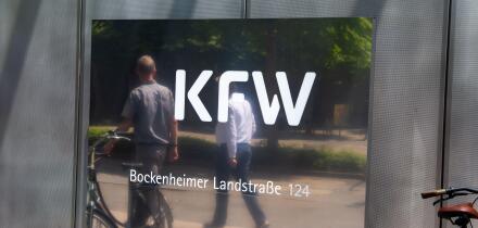 Logo of KfW (Kreditanstalt fur Wiederaufbau) in Bockenheimer LandstraBe in Frankfurt am Main (June 14, 2023)