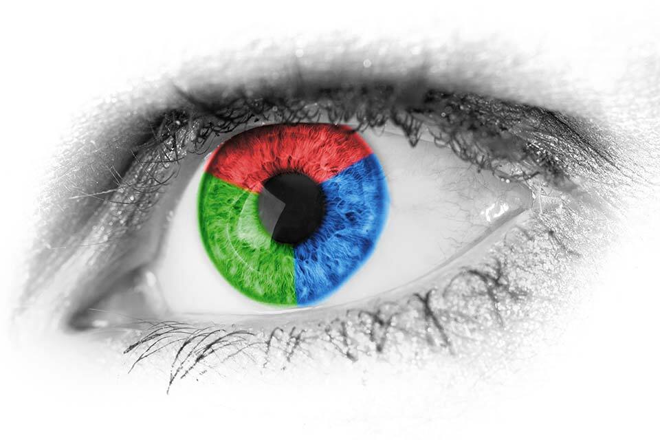 eye-red-blue-green-pixabay-960.jpg