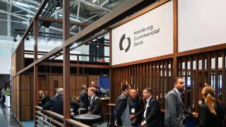 Die EXPO REAL ist die grosste internationale Fachmesse fur Immobilien und Investitionen in Europa. Sie wird seit 1998 jahrlich Anfang Oktober auf dem Gelande der Munchner Messe von der Messe Munchen GmbH veranstaltet. Foto: Hamburg Commercial Bank *** EXP