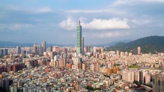 City skyline and Taipei 101 building, Taipei, Taiwan, Asia
