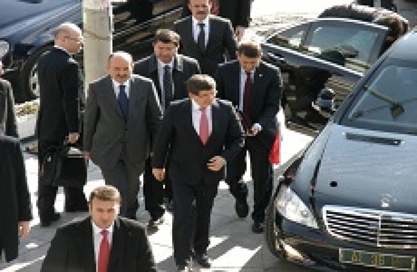 Davutoglu 230*150