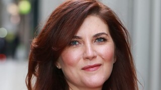 sabrina fox elfa 575 375
