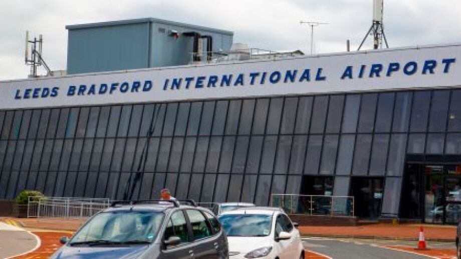 Leeds Bradford Airport from alamy 22 may 25.jpg
