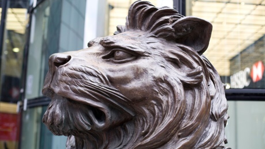 HSBC lions London from Alamy 30Jan25 575x375.jpg