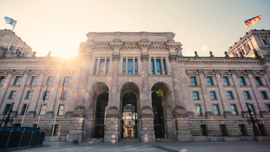 Germany, Berlin, Sun setting over back entrance of Reichstag