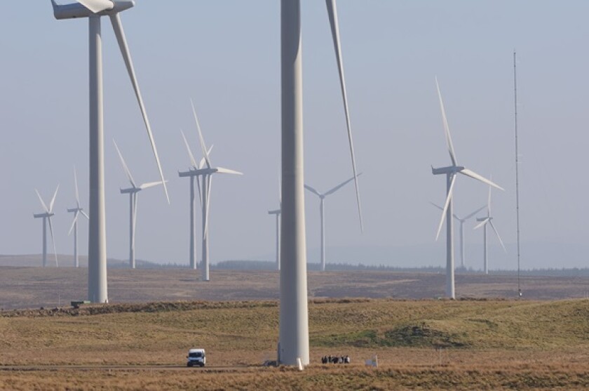 whiteleewindfarm-alamy-230725.jpg