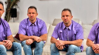 clones-as249544409.jpg