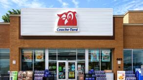 Couche-Tard, convenience store, gas station, Quebec, multinational, company, expansion, service station, food, convenience, rest stop, junk food, road