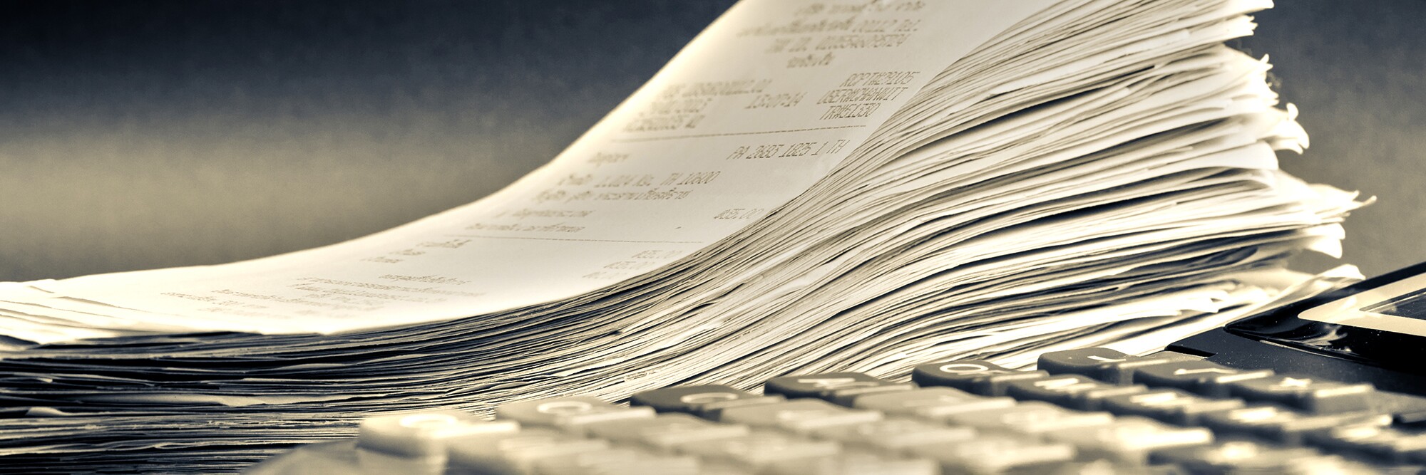 receipts-calc-68413930.jpg