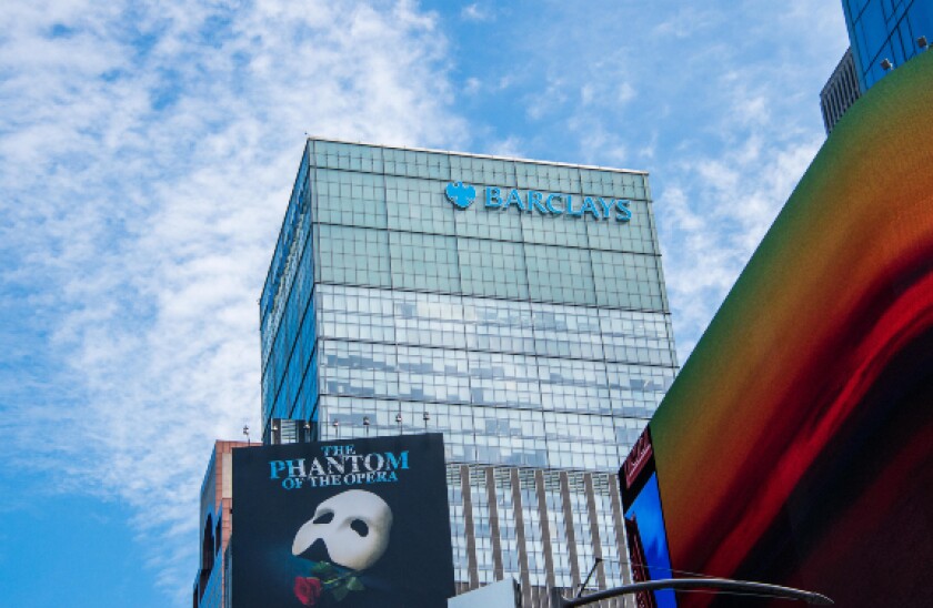 alamy 2021-07-21 barclays nyc 575x375