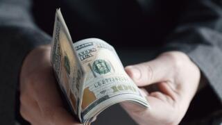 dollar_alamy_3Apr23