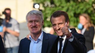 Paris, France. 16th July 2018. French President Emmanuel Macron pose with French coach Didier Deschamps at the presidential Elysee palace in the wake of France's World Cup victory.
Le president francais Emmanuel Macron pose avec le s?lectionneur de l'equi