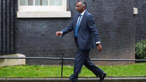 London, UK. 11th Jan, 2018. Viswas Raghavan, Head of Banking for Europe, the Middle East and Africa (EMEA) and Deputy CEO for the EMEA region at J.P. Morgan, arrives in Downing Street for a meeting between Prime Minister Theresa May and the chief executiv
