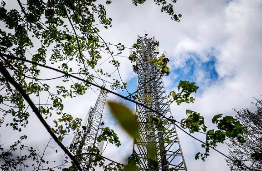 Phone_tower_PA_575x375_july23