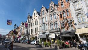 Flemish houses in Guldenstraat, Mechelen,