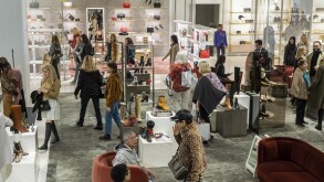 Shopping mall 575x375