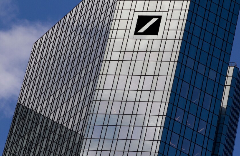 alamy deutsche bank 2021-04-28 575x375