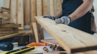 Adobestock_DIY_575x375_May21