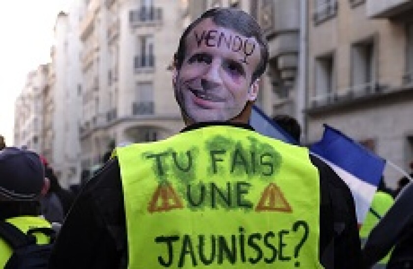 macron_protest_PA_230x150