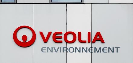 Veolia Environment sign on a wall