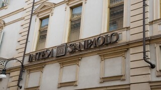 IntesaLogo_Adobe_575x375