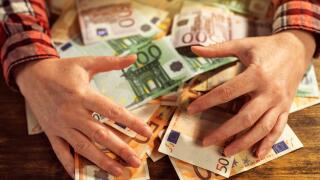 Euros hands_24Jan24_alamy