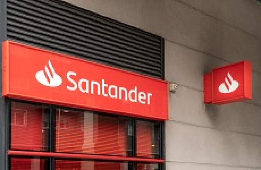 BancoSantander_Alamy_230x150