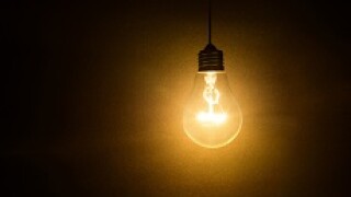 Light_bulb_dark_blackout_230x150