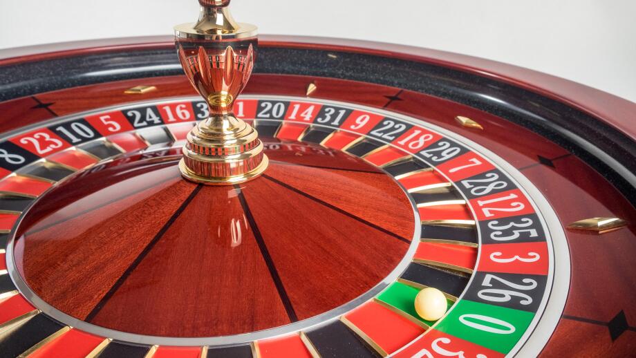 Casino Roulette Wheel stopped at zero
