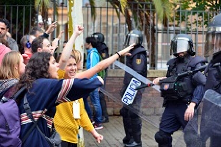 Catalonia_referendum_police_PA_230x150