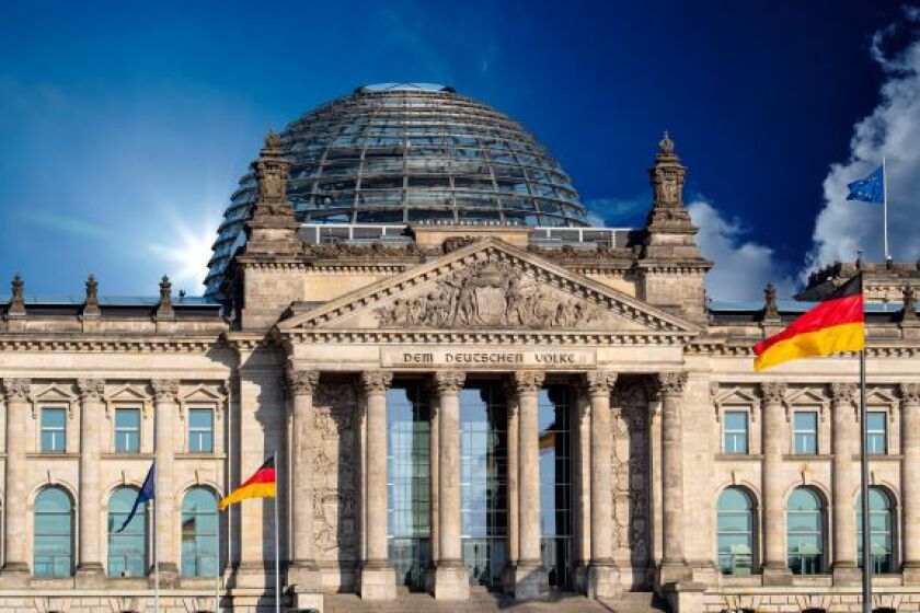 Reichstag_24Jun20_AdobeStock_575x375