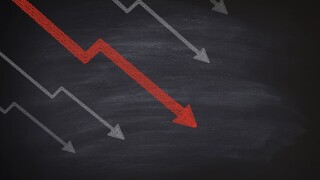 Arrow_chart_decline_yield_Adobe_575x375_280120