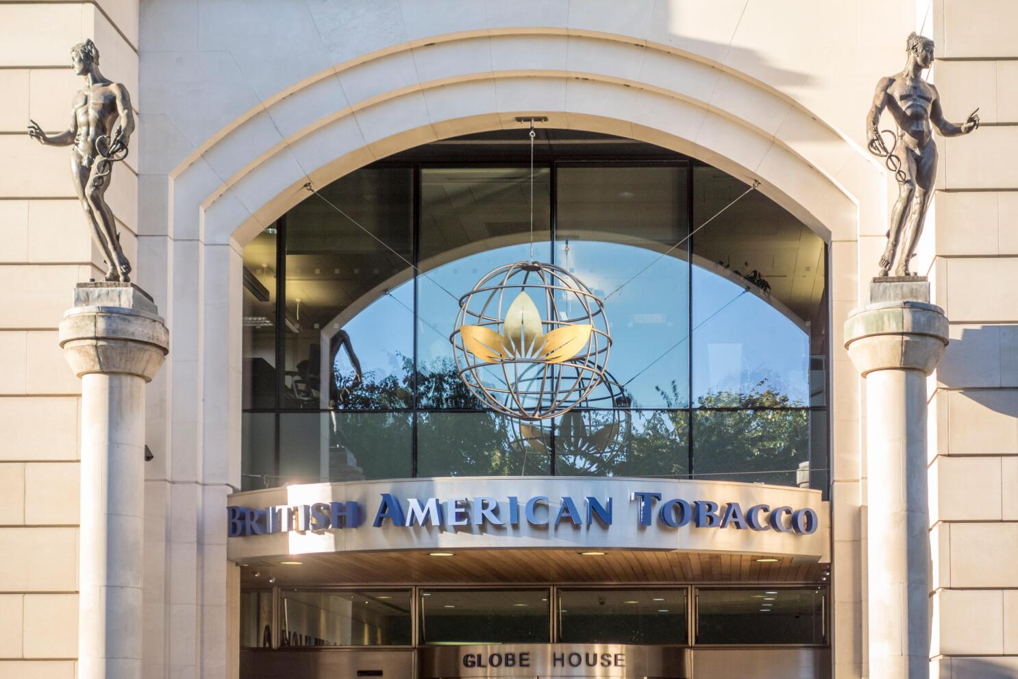 globe house british american tobacco Yankee trades flood dollar IG corporate market