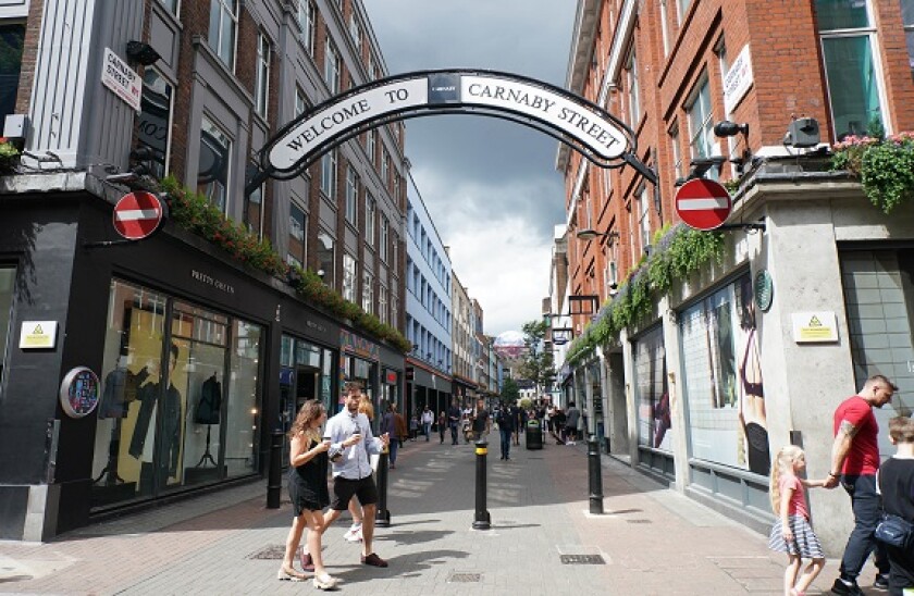 Shaftsbury_Carnaby_street_PA_575_375