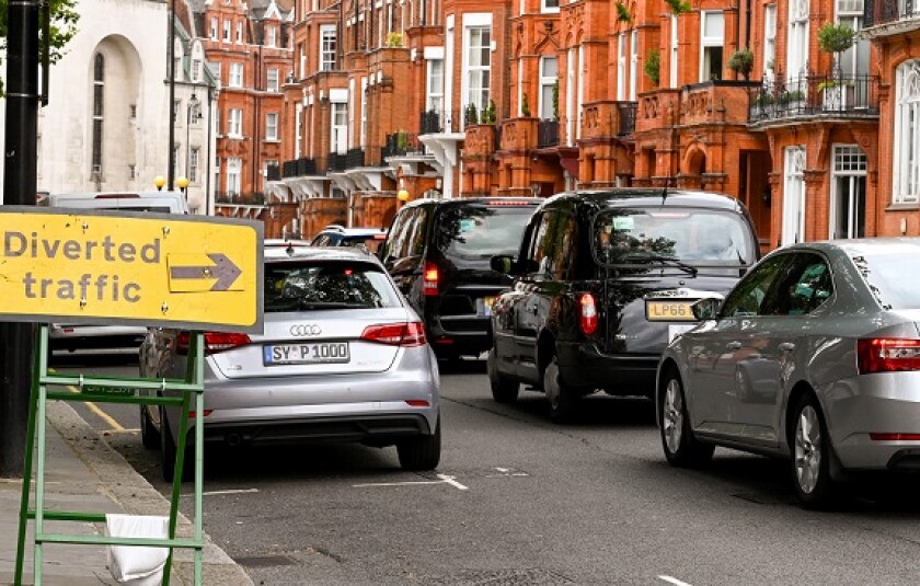 Diversion traffic jam from Alamy 12Sep22 crop 575x375