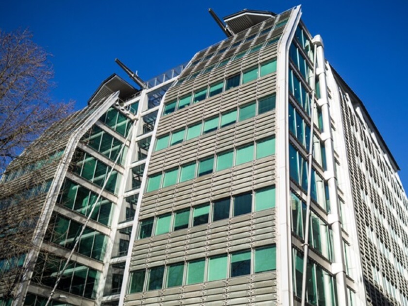 Lloyds Bank HQ London from Alamy 29Aug24 575x375