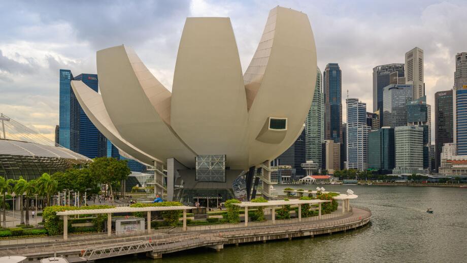 The Singapore Art Science Museum and the skyline of the Central Business District (CBD), Singapore