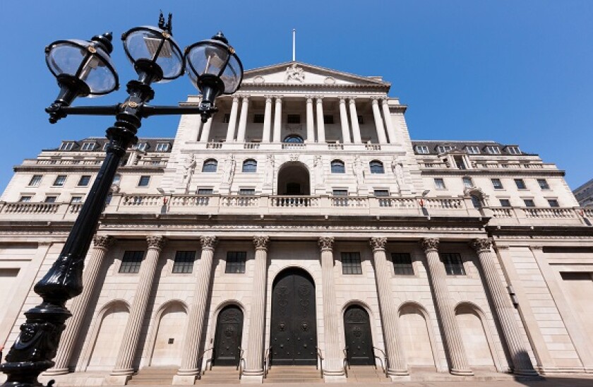 Front facade of the Bank of England building on Threadneedle St, London, EC2R 8AH. The bank controls interest rates for the UK. (118)