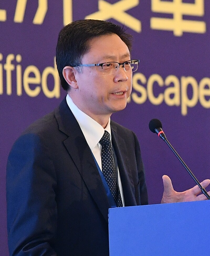 Yan Yan, CCXI.jpg