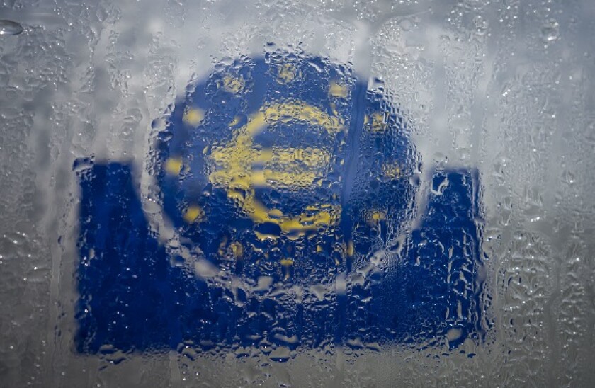 ECB_logo_rain_PA_575x375_131120