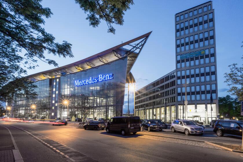 Mercedes Benz Branch Office, Tiergarten, Berlin