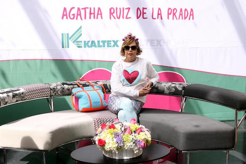 MEXICO, D.F. MEXICO ? FEBRERO 06: La disenadora espanola Agatha Ruiz de la Prada, visito Mexico para lanzar con Grupo Kaltex su primera coleccion ?Home?. (Foto: Francisco Morales/DAMMPhoto/)